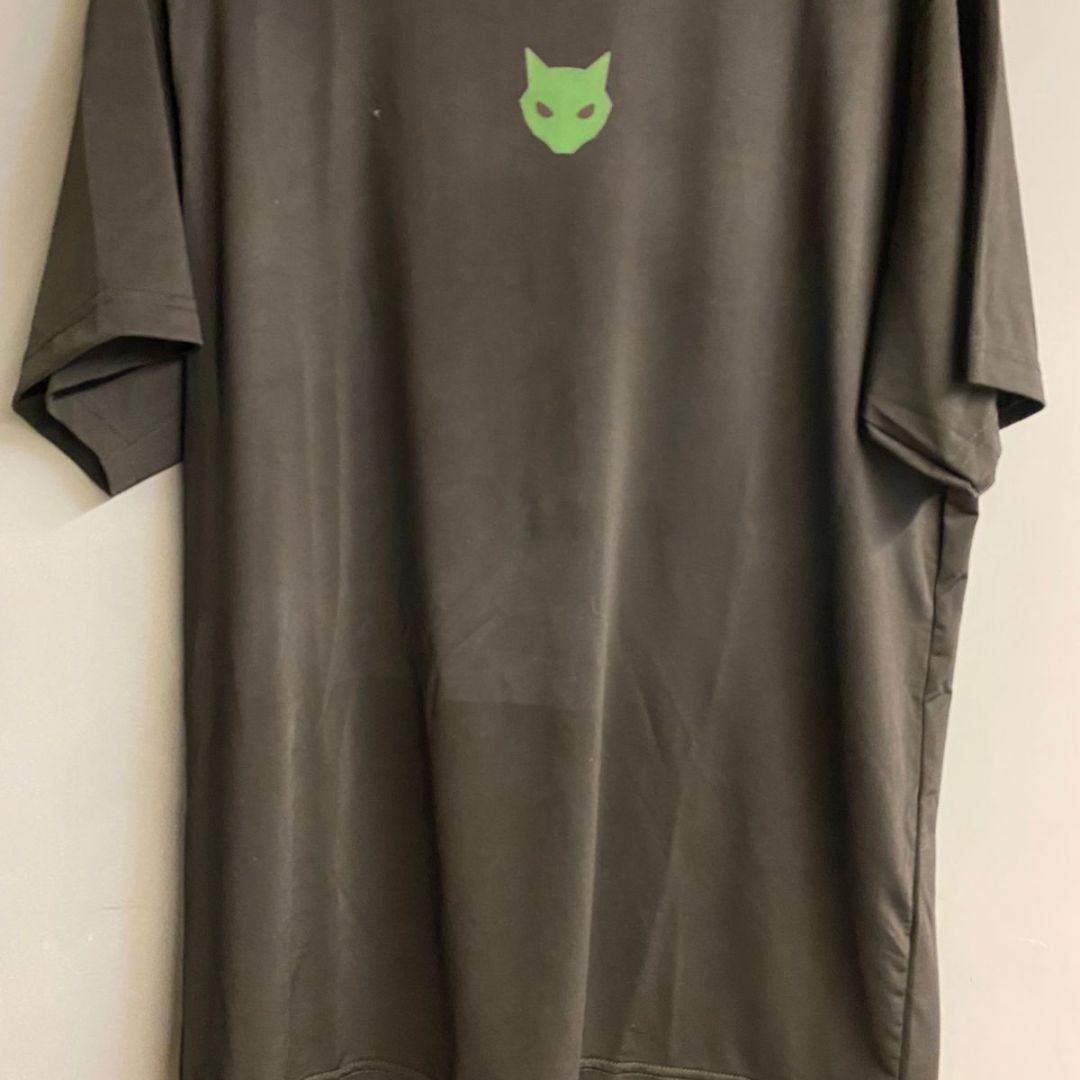 remera-felina-lisa-233